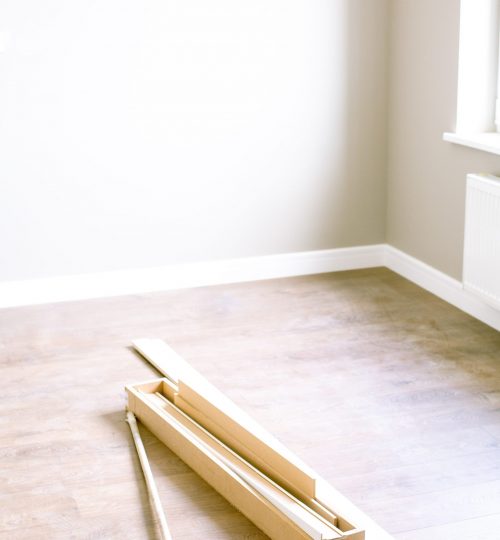 wood-planks-and-floor-brush-3616756